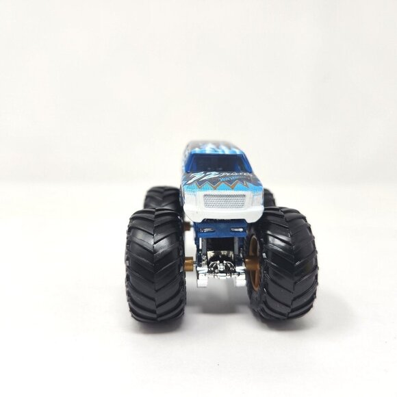 Hot Wheels Monster Trucks 32 DEGREES 1:64 2021 (c) - Picture 3 of 7